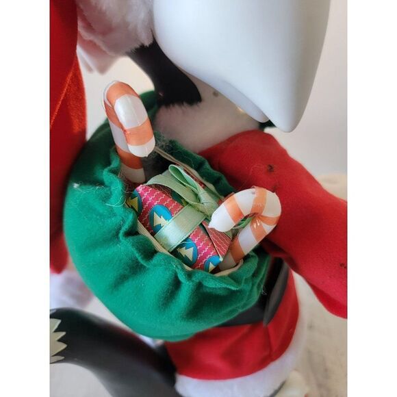Looney Tunes Sylvester cat animated 1997 motionette Xmas Santa - Picture 13 of 16
